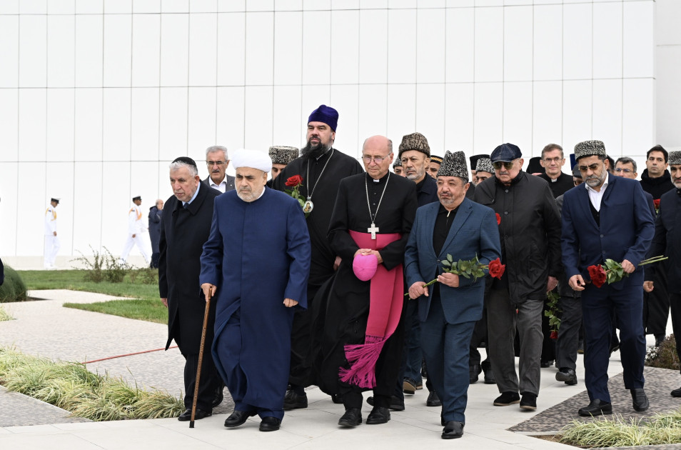 Azərbaycandakı dini konfessiyaların nümayəndələri Anım gününü qeyd ediblər