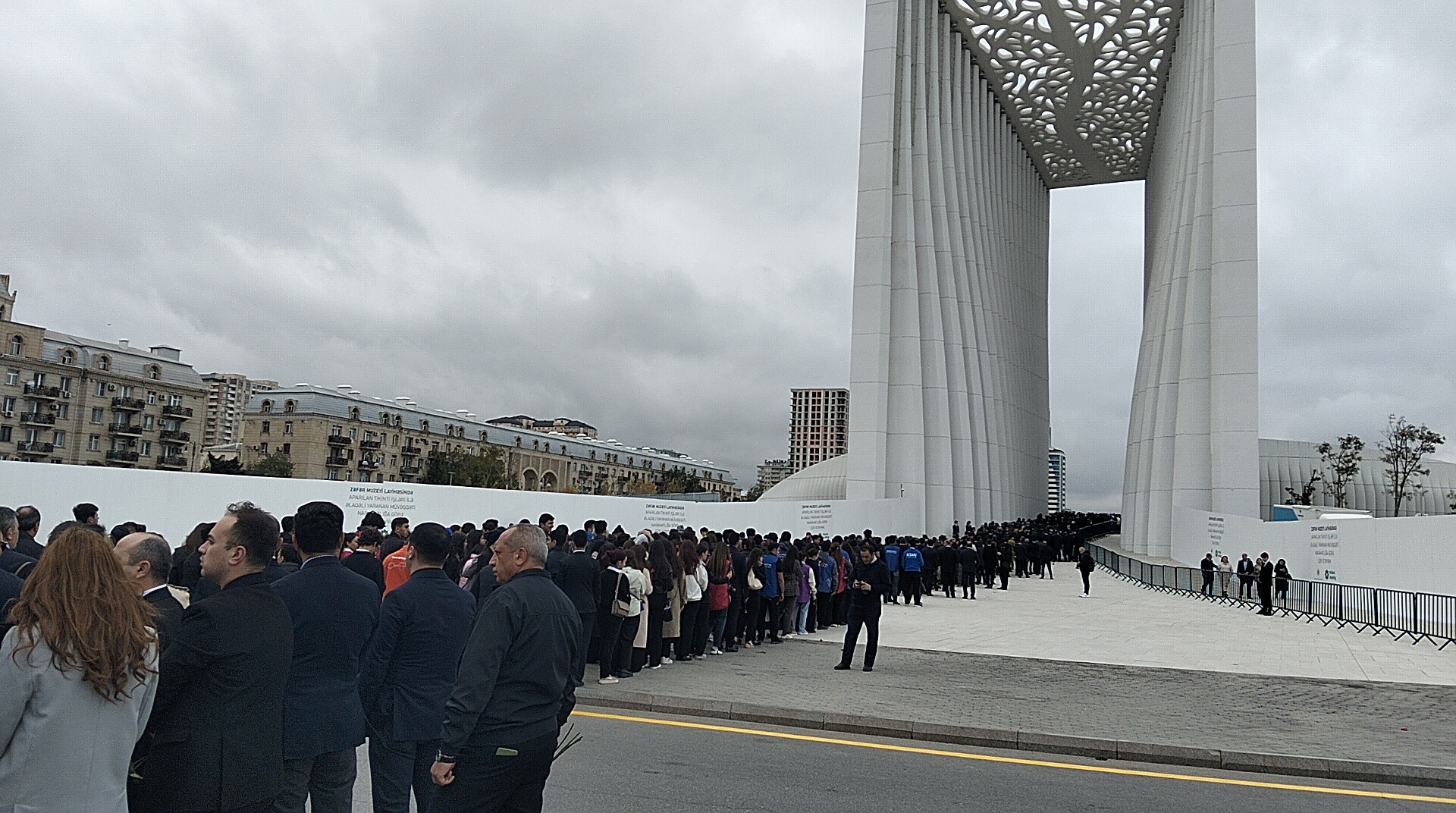 Zəfər Parkında Birlik və Qürur: