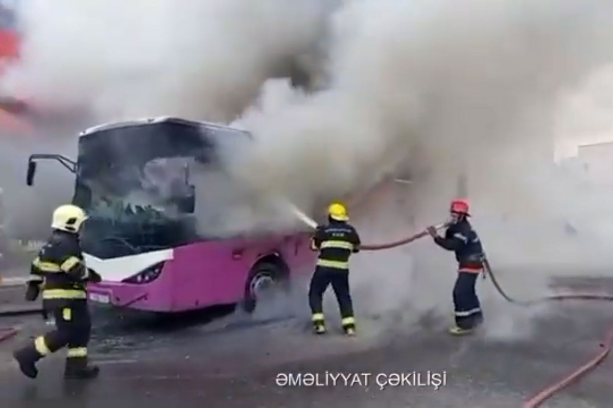 Sumqayıtda sərnişin avtobusu yanıb