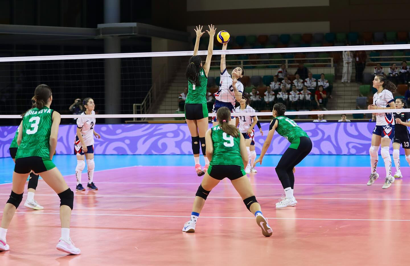 III MDB Oyunları: Voleybol yarışında daha iki oyun keçirilib