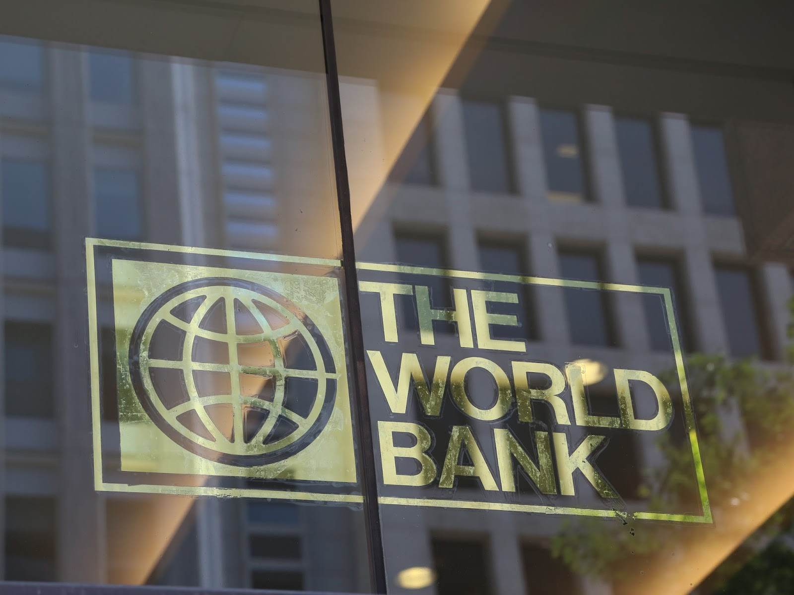 Dünya Bankı Azərbaycana suyu effektiv idarə etməkdə yeni həllər təklif edib