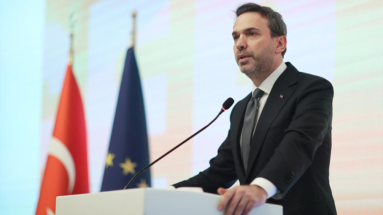 Bayraktar: Avropa Azərbaycandan qaz tədarükü ilə bağlı bir-biri ilə uyğunlaşmayan addımlar atır