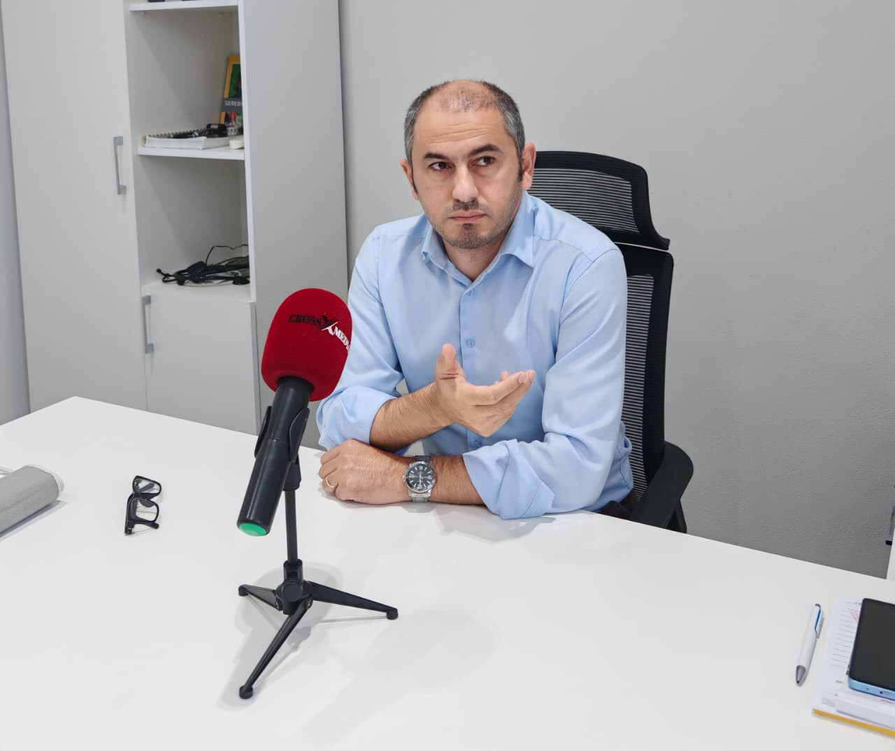 Həkim valideynlərə səsləndi: "Uşağın məşğuliyyəti  telefon və ya televizorla məhdudlaşırsa..-