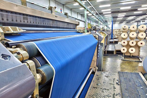 Ekspert: Sabit məzənnəli manat tekstil istehsalı üçün sabitlik yaradır