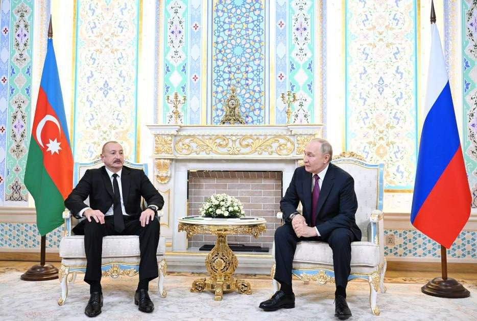 Rusiya AZAL təyyarəsinin qəzasının səbəblərinin araşdırılmasına hər cür yardım göstərir - Putin