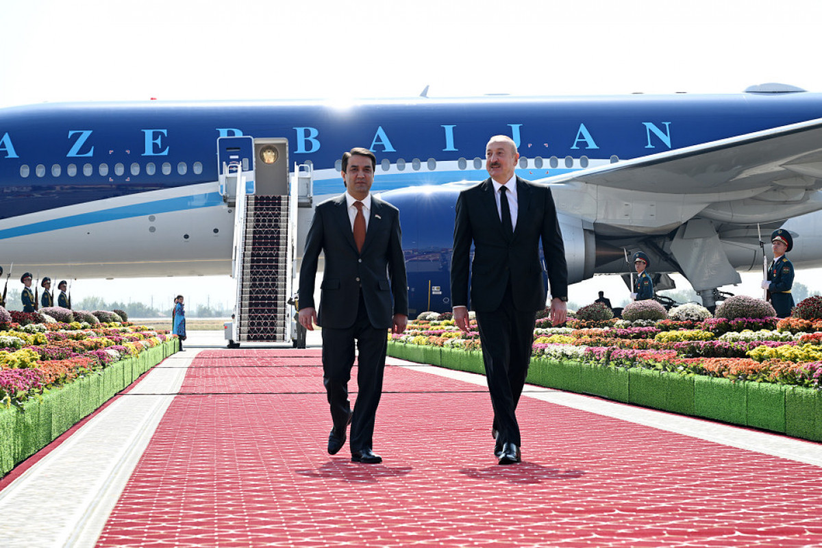 Prezident İlham Əliyev Tacikistana səfərə gedib