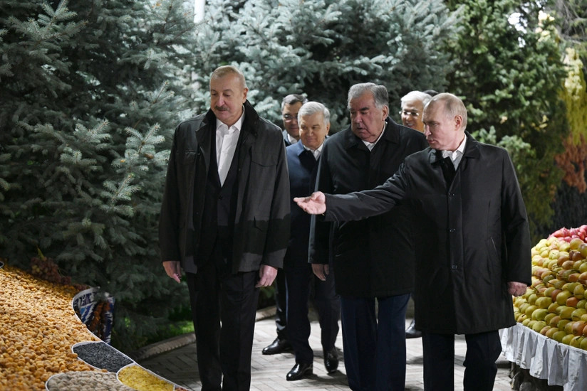 Prezident İlham Əliyev Düşənbədə MDB dövlət başçılarının qeyri-rəsmi şam yeməyində iştirak edir