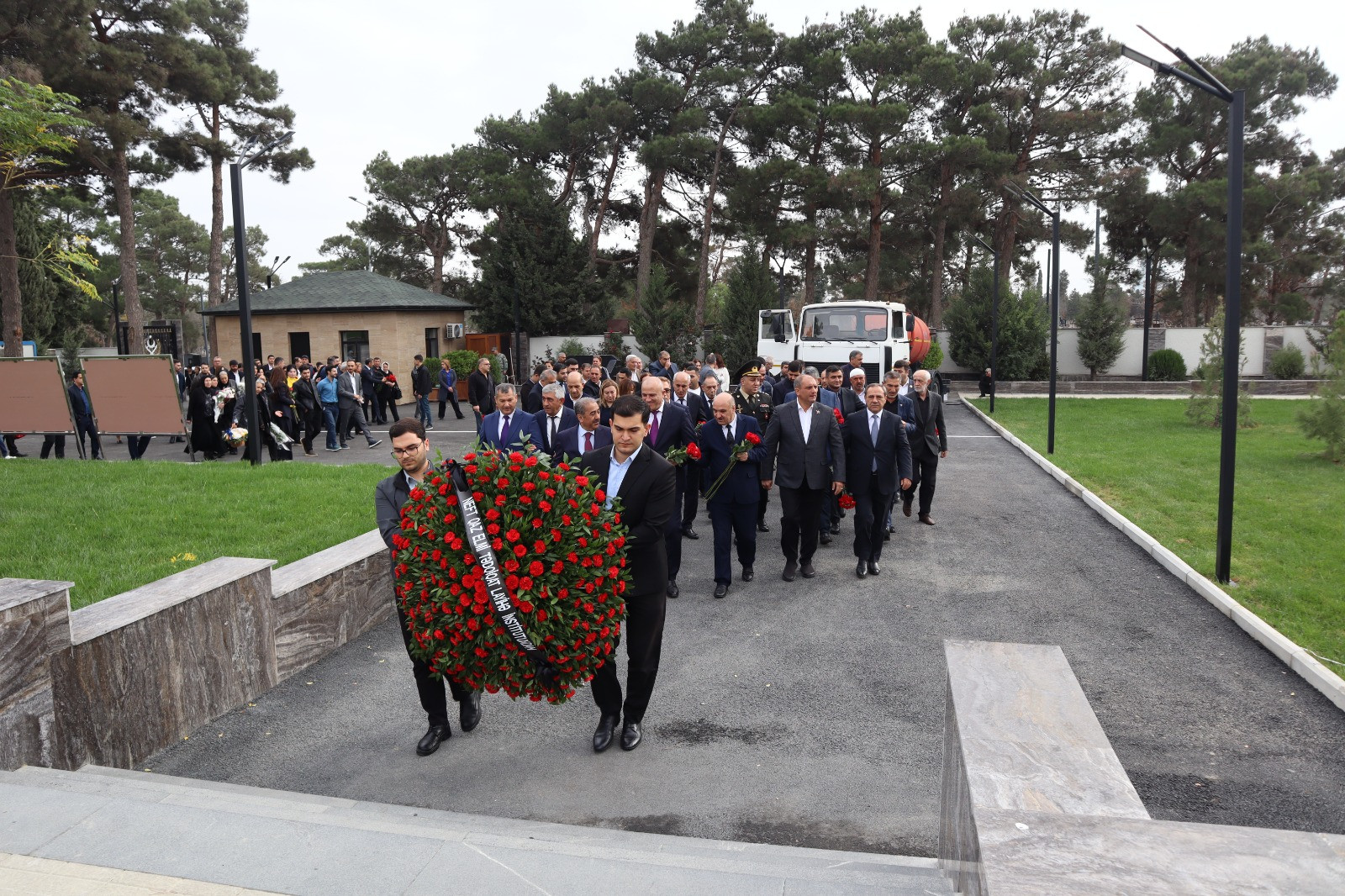44 günlük Vətən mühairbəsi şəhidi məzarı ziyarət olunub