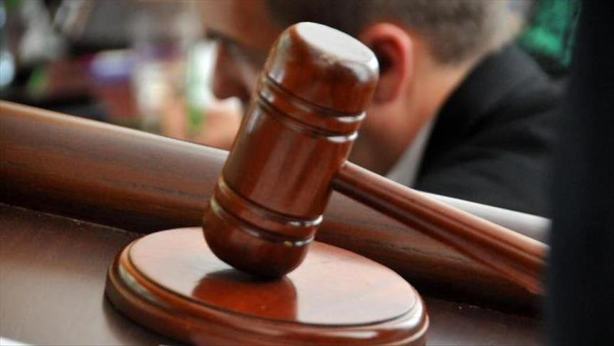 İranda iki fransız 60 il həbs cəzası aldı