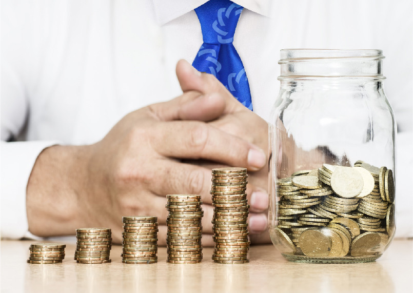 Maliyyə Nazirliyi bu il yerli banklarda 10 milyard manatdan çox depozit yerləşdirib