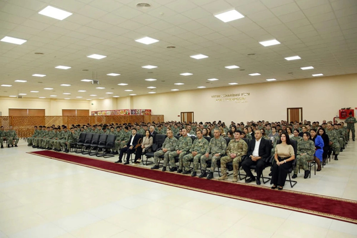 Azərbaycan Ordusunda Müstəqilliyin Bərpası Günü qeyd olunub