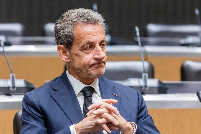 Fransanın keçmiş prezidenti Sarkozi həbsxanaya salınır