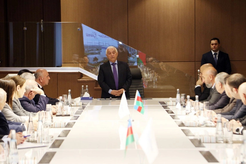"AzərEnerji" energetiklər günü ilə bağlı tədbirlər keçirib