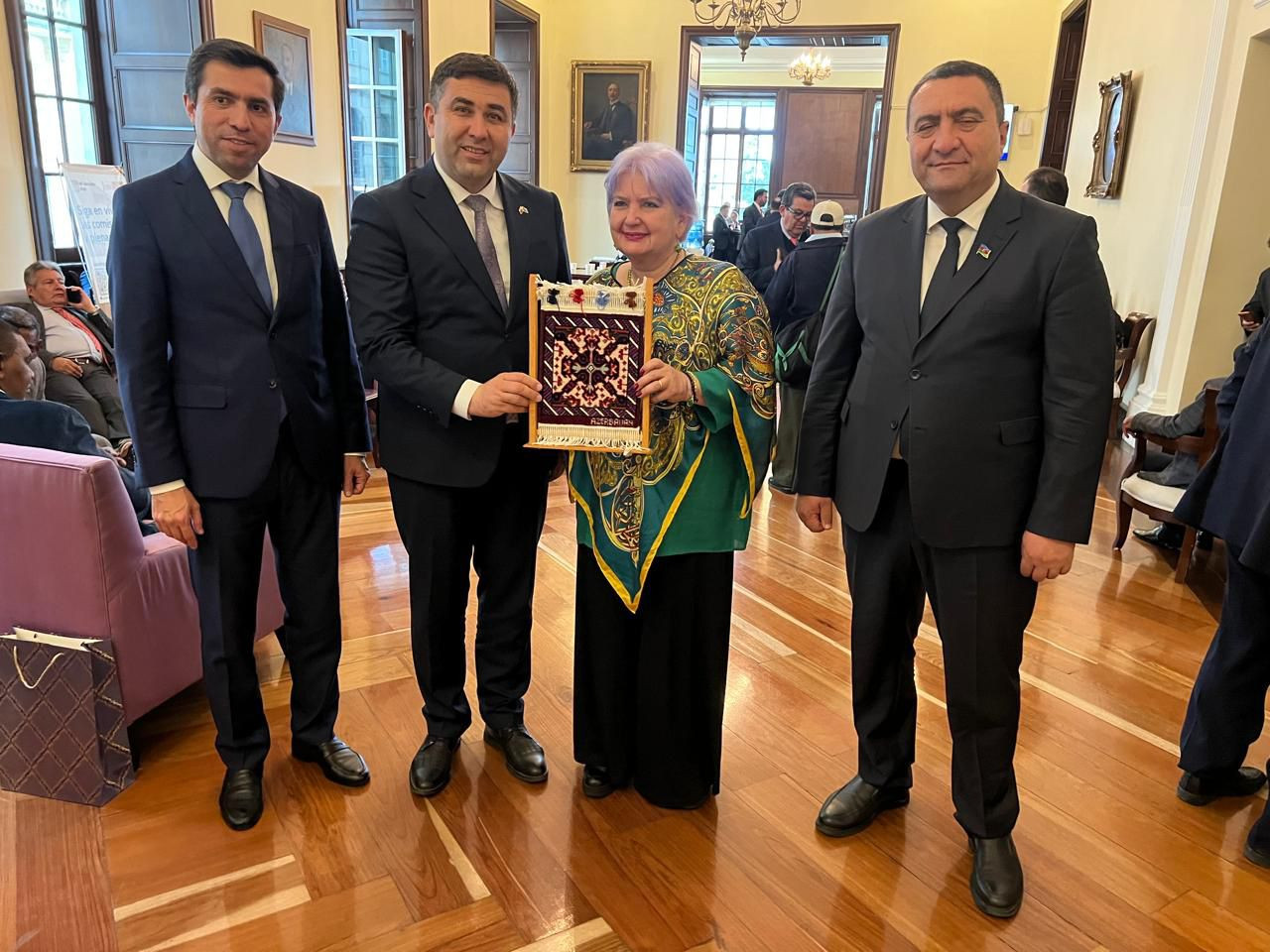 Azərbaycan parlamentariləri Kolumbiyada səfərdə olublar