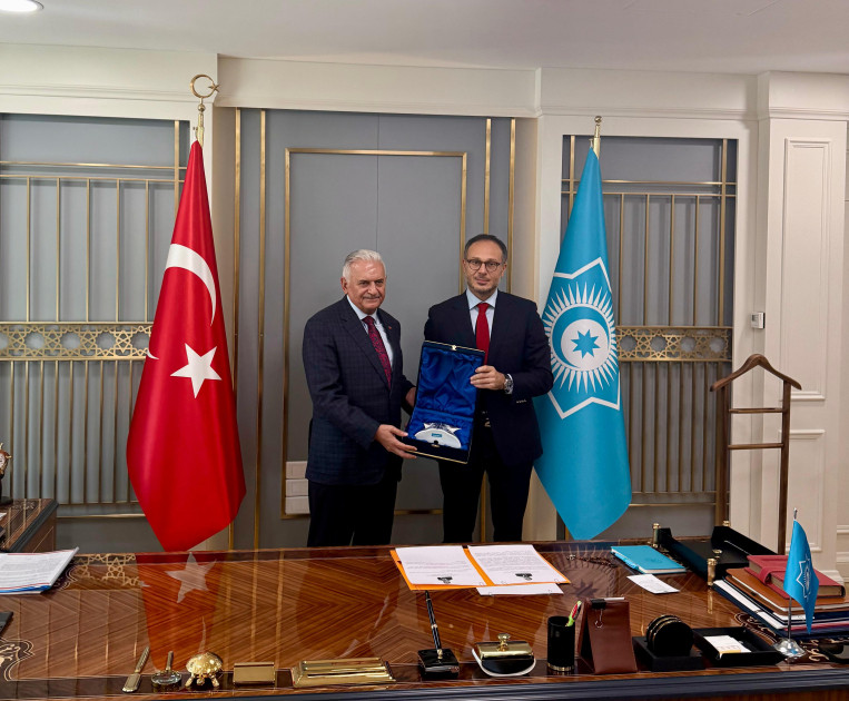 TÜRKPA Baş katibi Türk Dövlətləri Təşkilatının Ağsaqqallar Şurasının sədri ilə görüşüb