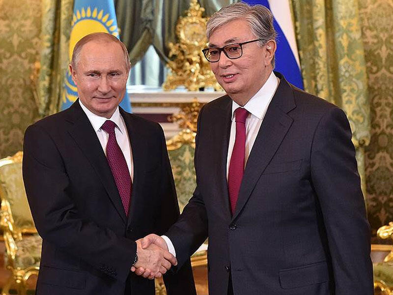 Tokayev və Putin yenidən telefonla danışıb