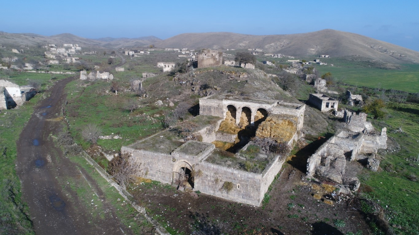 Füzulidə Qarğabazar karvansarayı bərpa ediləcək