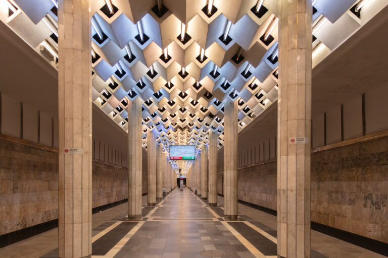 "Ulduz" metrostansiyasında 1995-ci il hadisəsi qurbanlarına aid memorial yaradılıb
