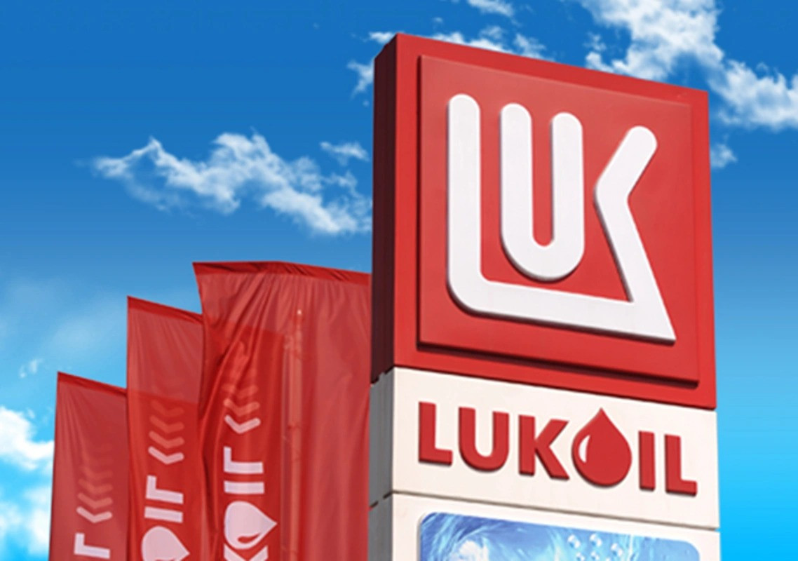 “Lukoil”in xaricdəki aktivləri dəyərinin üçdə birinə satıla bilər