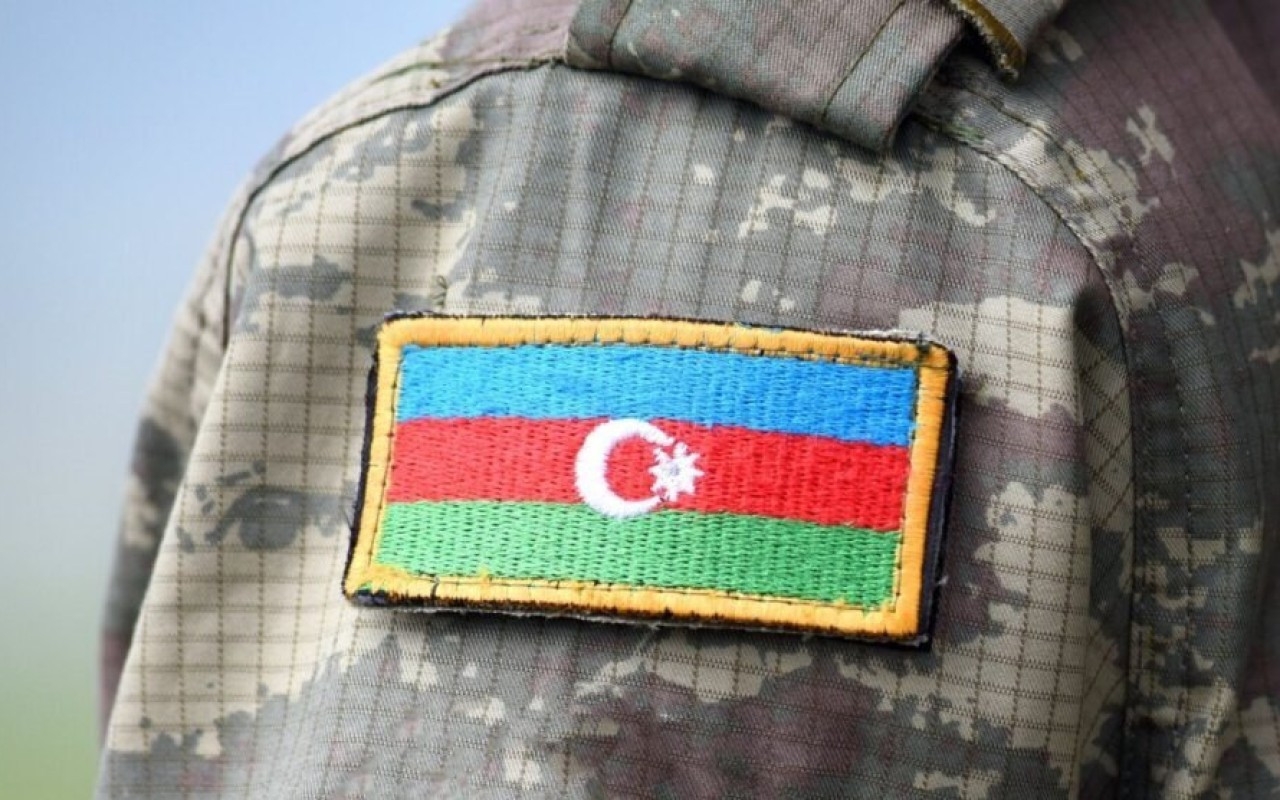 Hərbi xidmət və xüsusi rütbəli şəxslərin pensiya hüquqları ilə bağlı yeni qaydalar təsdiqləndi