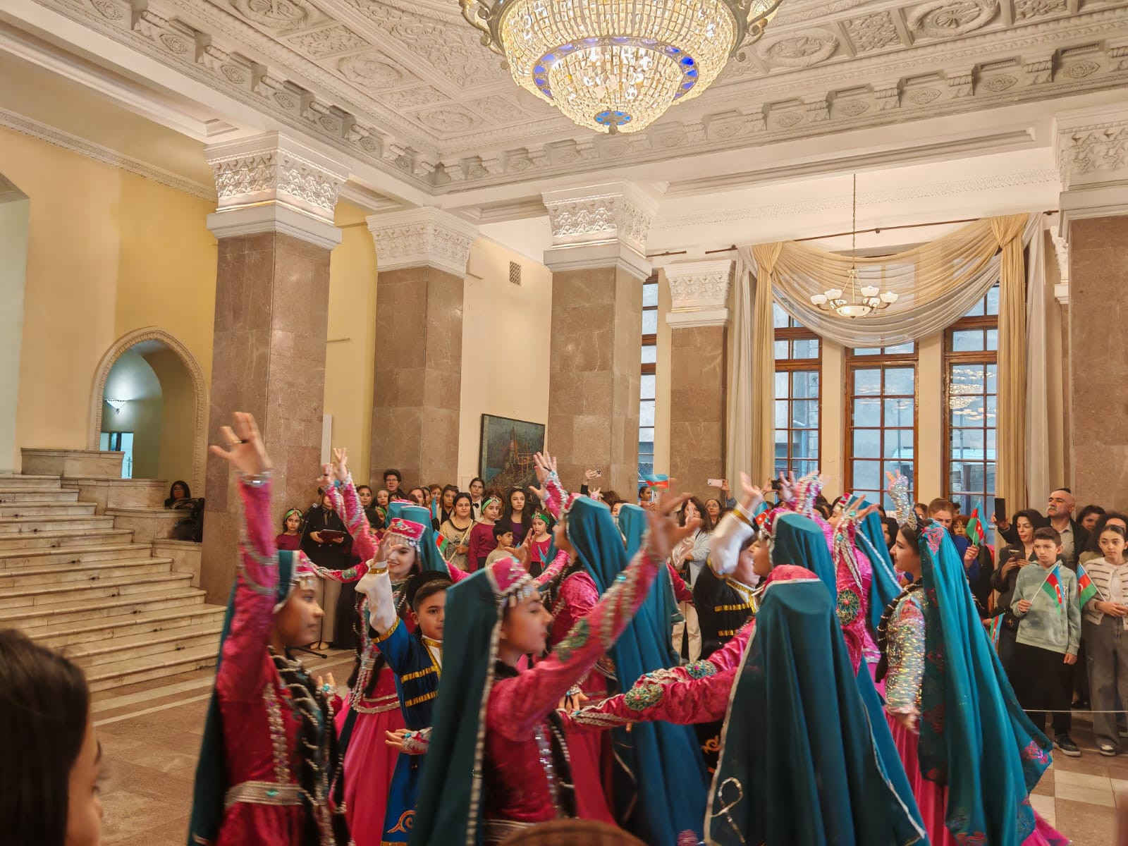 Şanlı Zəfərimizin mədəniyyət sahəsində təcəssümü alqışlanmalı bir haldır -