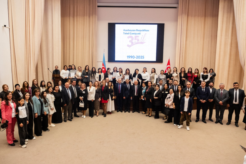 Təhsil Cəmiyyətinin 35 illik yubileyi qeyd olunub