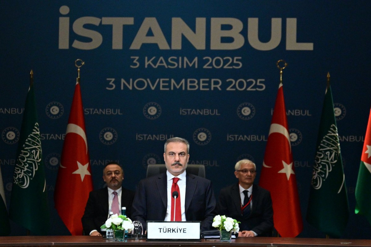 Hakan Fidan: HAMAS Qəzzanın idarəetməsini fələstinlilərdən ibarət komitəyə təhvil verməyə hazırdır