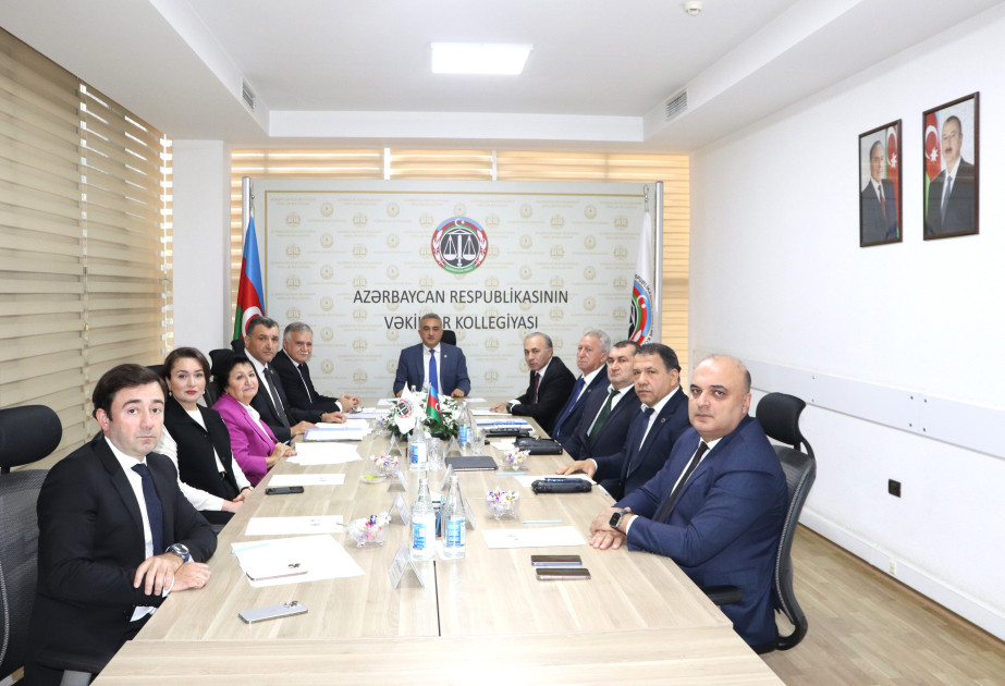 Vəkillər Kollegiyası Rəyasət Heyətinin iclasında bir sıra qərarlar qəbul edilib