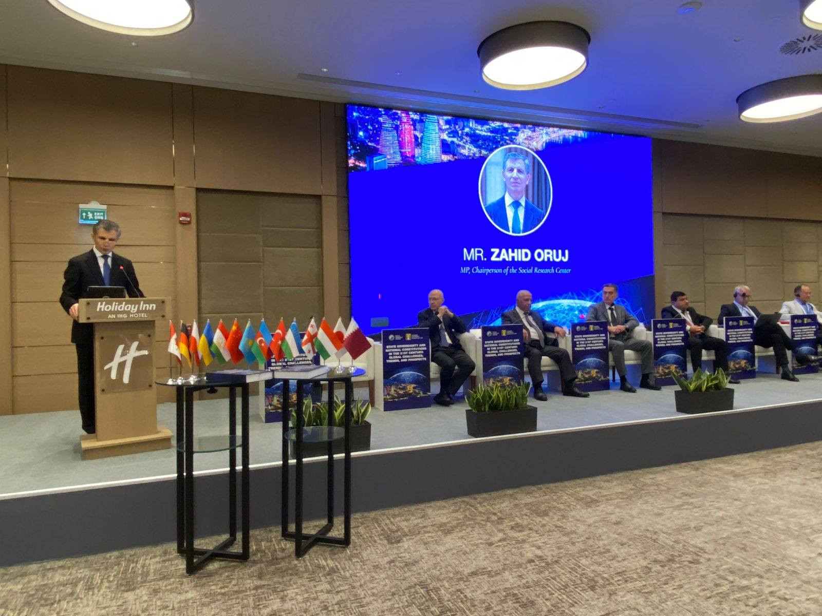 Zahid Oruc: Heydər Əliyevin şəxsiyyəti konstitusion sistem idi