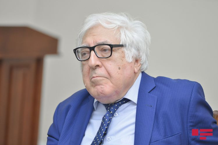 Erməni yazıçılarla hansısa əlaqəm yoxdur -