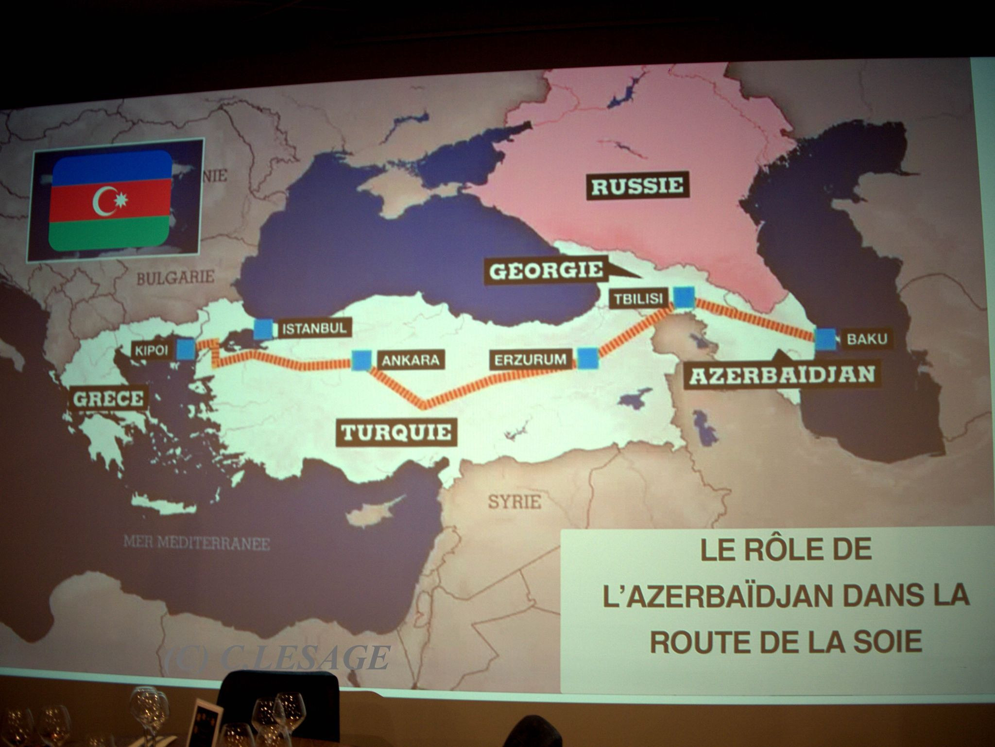 Fransada Azərbaycanın İpək Yolundakı rolu müzakirə olunub