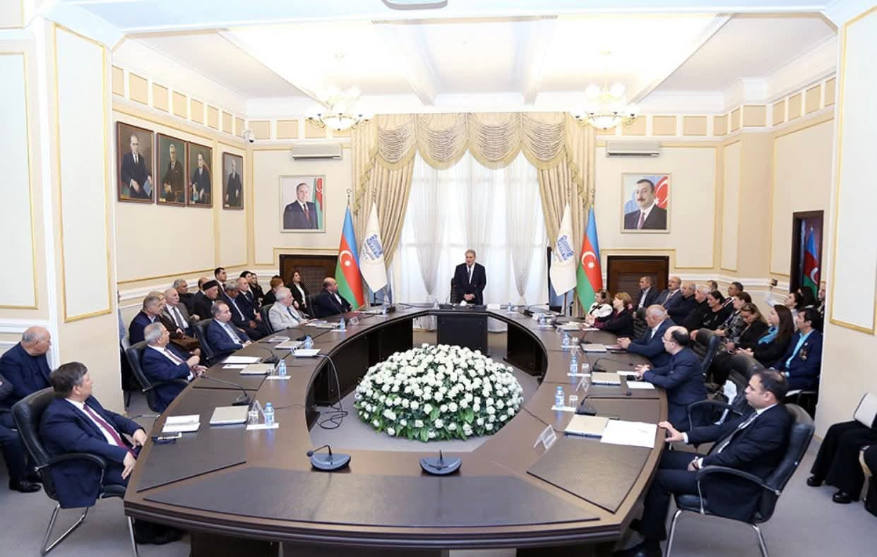 AMEA-da Zəfər Gününə həsr olunan tədbir keçirilib