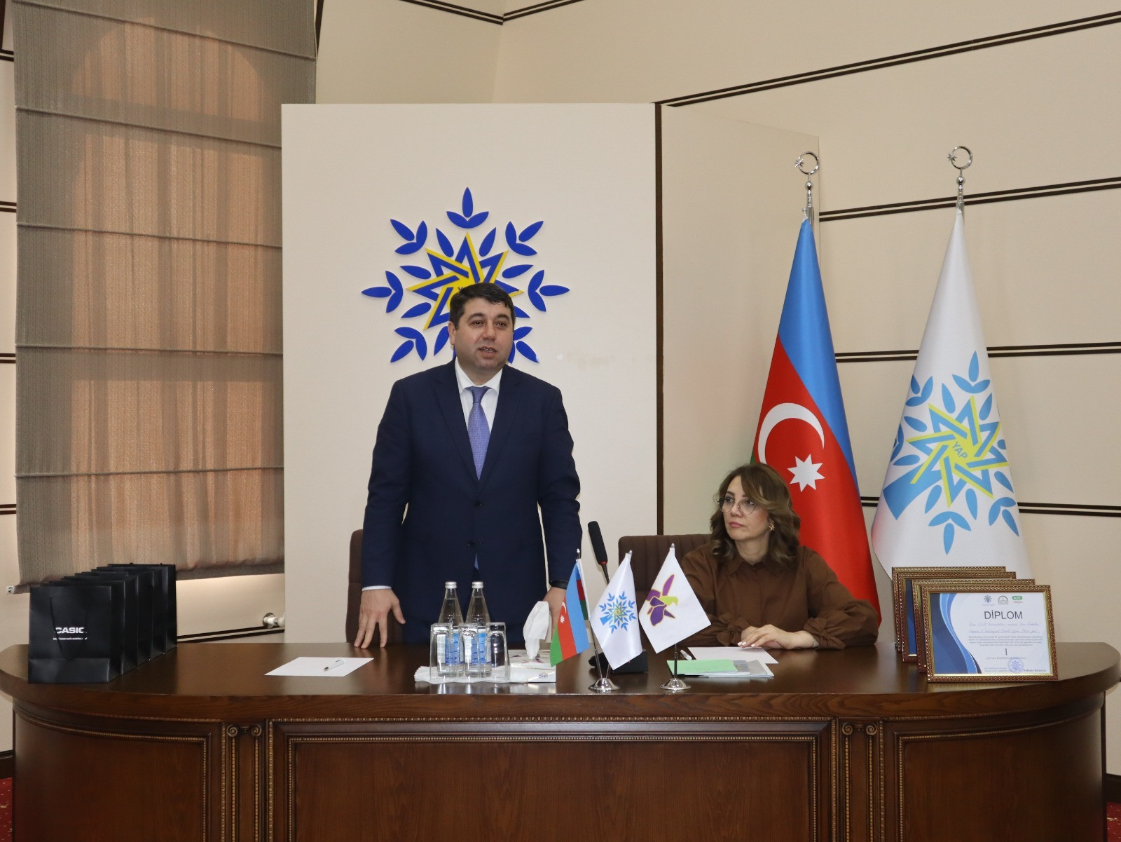 YAP Yasamal rayon təşkilatında “9 Noyabr-Azərbaycan Respublikasının Dövlət Bayrağı Günü” münasibətilə tədbir keçirilib