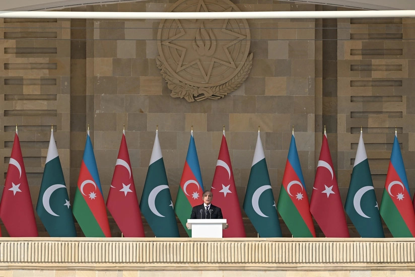 Şahbaz Şərif: İlham Əliyev bacarıqlı diplomatiya sayəsində sülhü qazandı