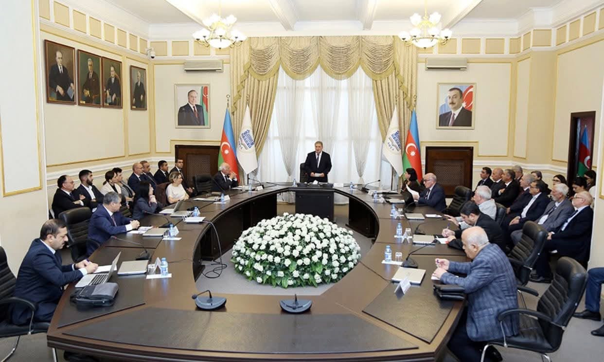 AMEA-da Prezident İlham Əliyevin çıxışı ilə bağlı yığıncaq keçirilib