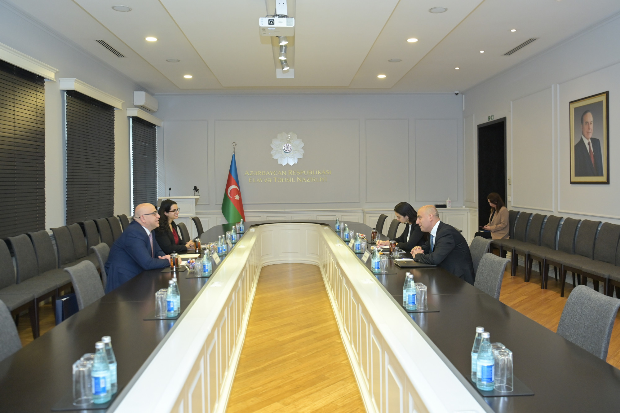 Emin Əmrullayev Fələstinin ölkəmizdəki səfiri ilə görüşüb