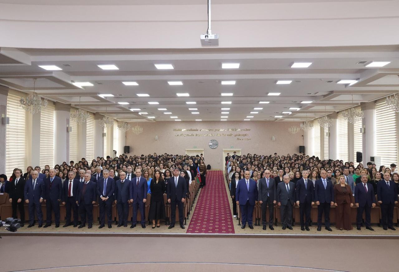 Firudin Qurbanov “Azərbaycanın Yeni İnkişaf Konsepsiyası və Milli Kimlik" adlı konfransda iştirak edib