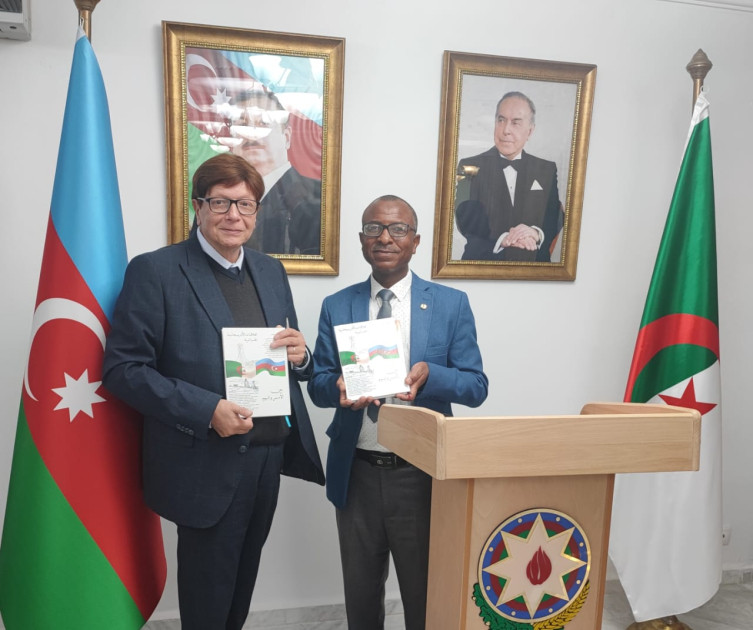 Azərbaycan–Əlcəzair münasibətlərindən bəhs edən kitabın təqdimatı olub