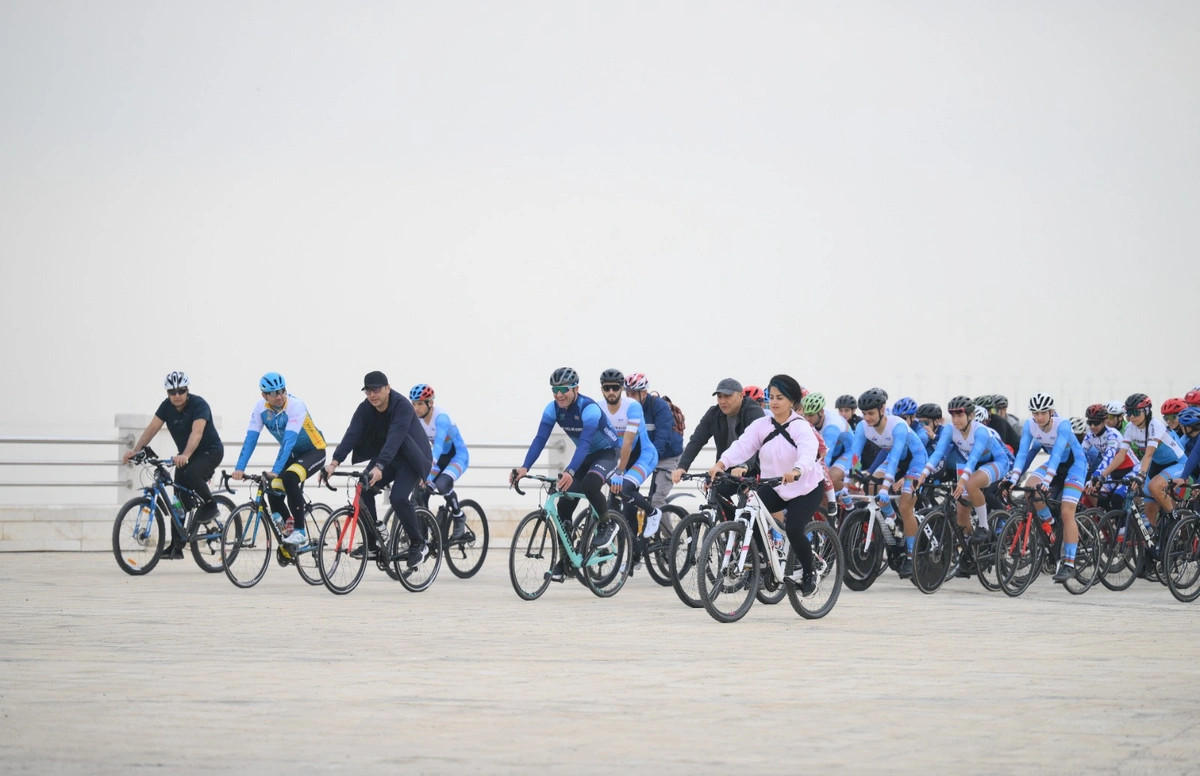 9 Noyabr – Dövlət Bayrağı Günü münasibətilə veloyürüş keçirilib