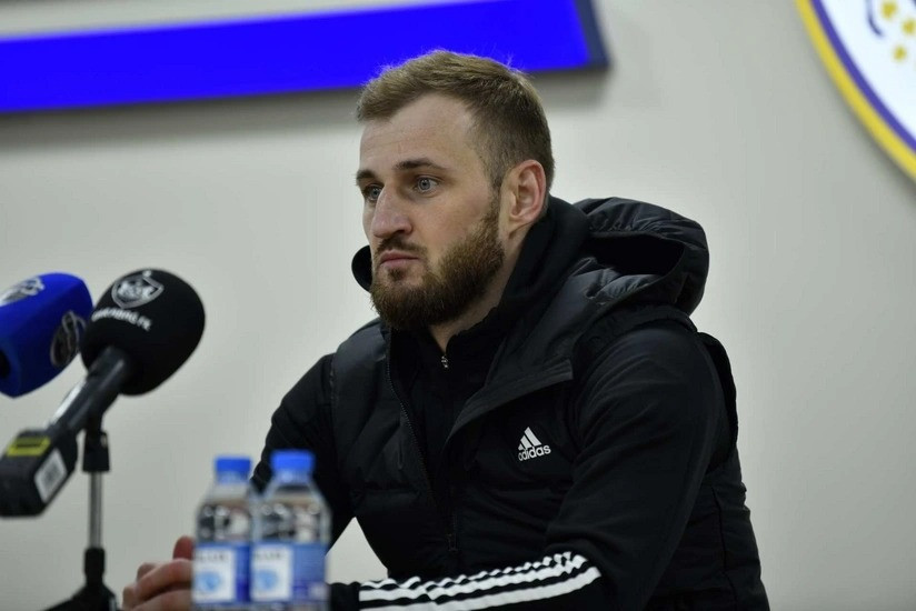 Maksim Medvedev: Ümid edirəm, Azərbaycan millisinin İslandiya qarşısında oyunu fərqli olacaq