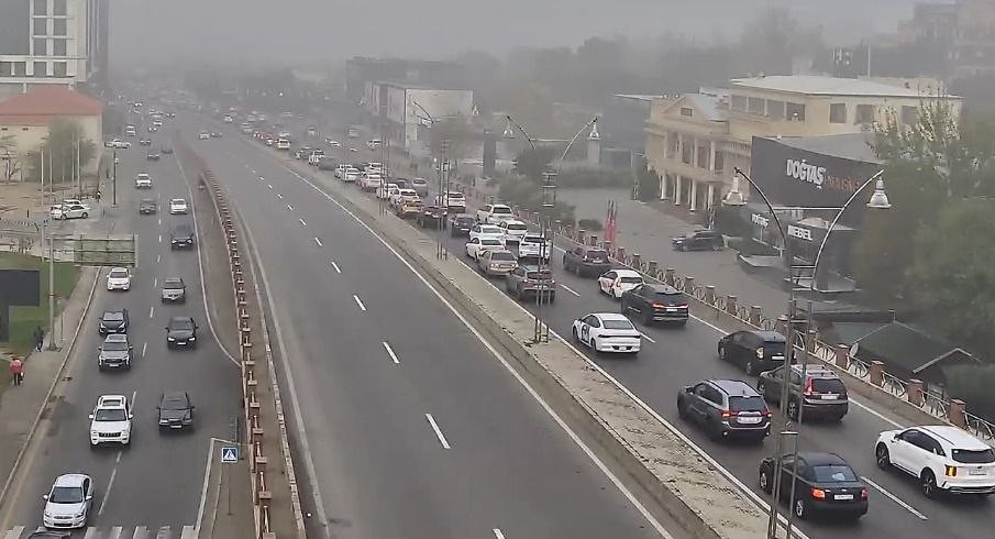 Sürücülərin NƏZƏRİNƏ: Bakıda bu yollarda sıxlıq var - SİYAHI