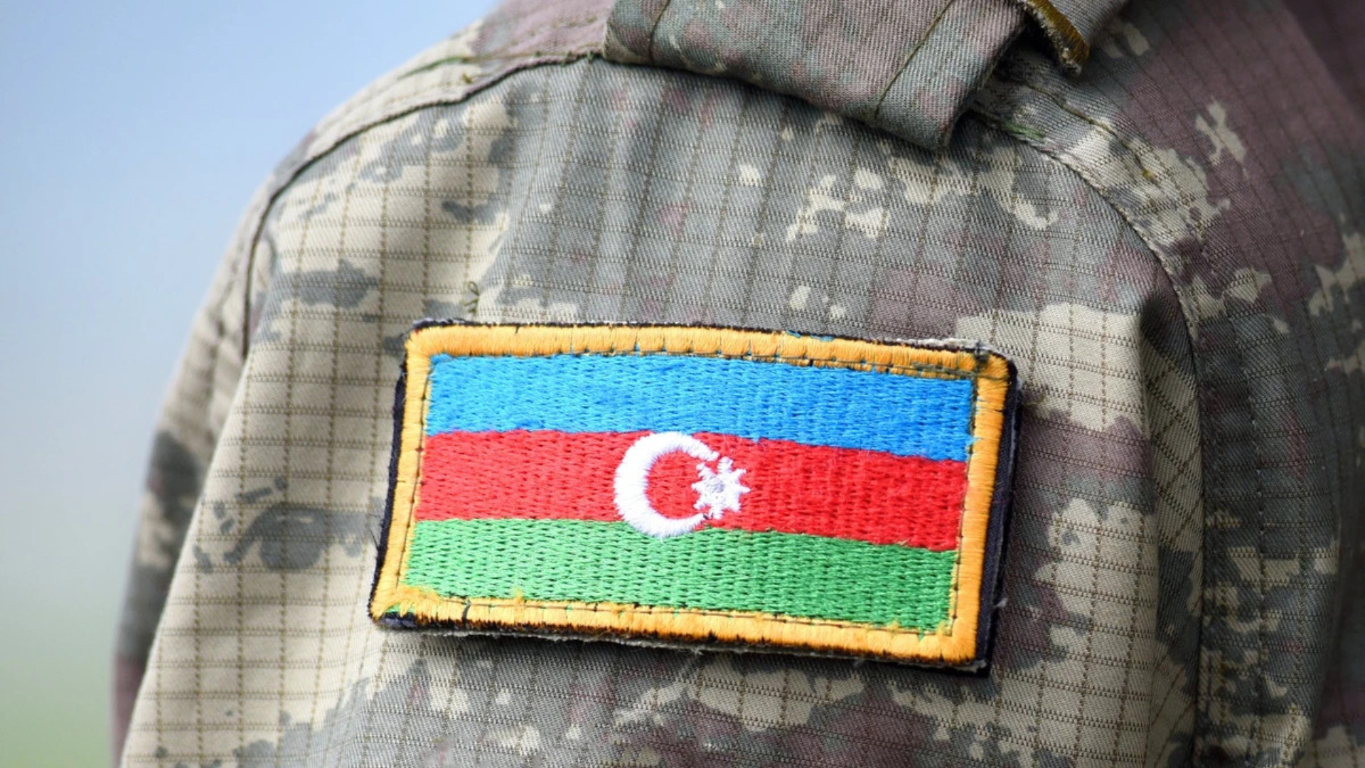 Zabitlərin dinc dövrdəki həqiqi hərbi xidmət müddəti 6 ay azaldılır