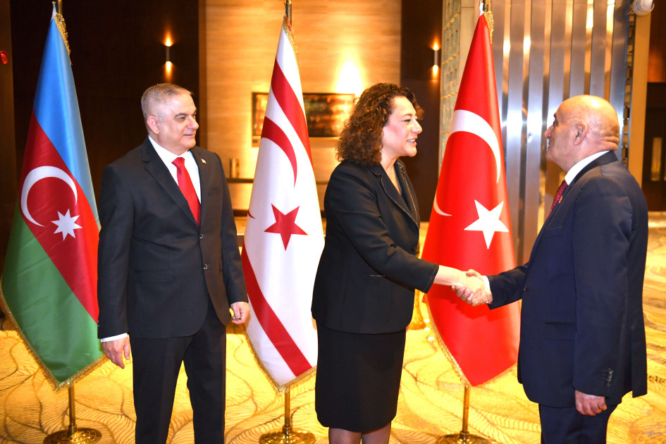 Bakıda Şimali Kiprin müstəqilliyinin 42-ci ildönümü münasibətilə rəsmi qəbul keçirilir