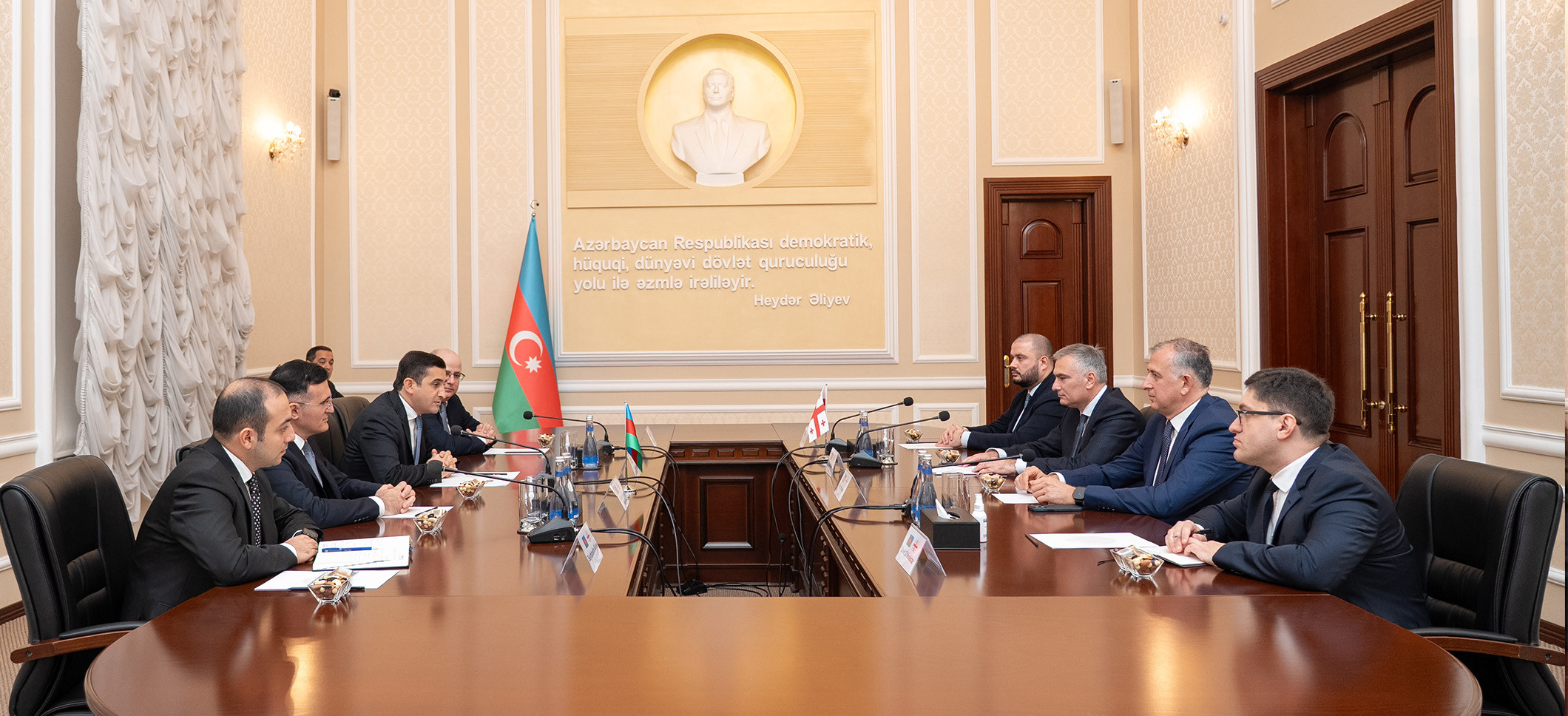 Fərid Əhmədov Gürcüstan ədliyyə naziri ilə görüş keçirib