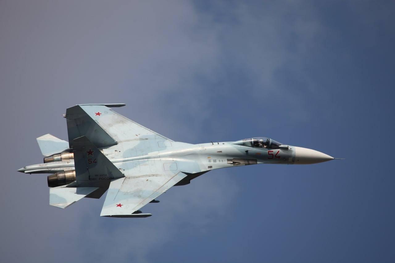 Kareliyada Rusiya Su-30 təyyarəsi qəzaya uğradı, ekipaj üzvləri həlak oldu