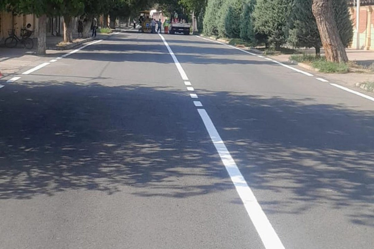 Qubada yol nişanlanma işləri görülür