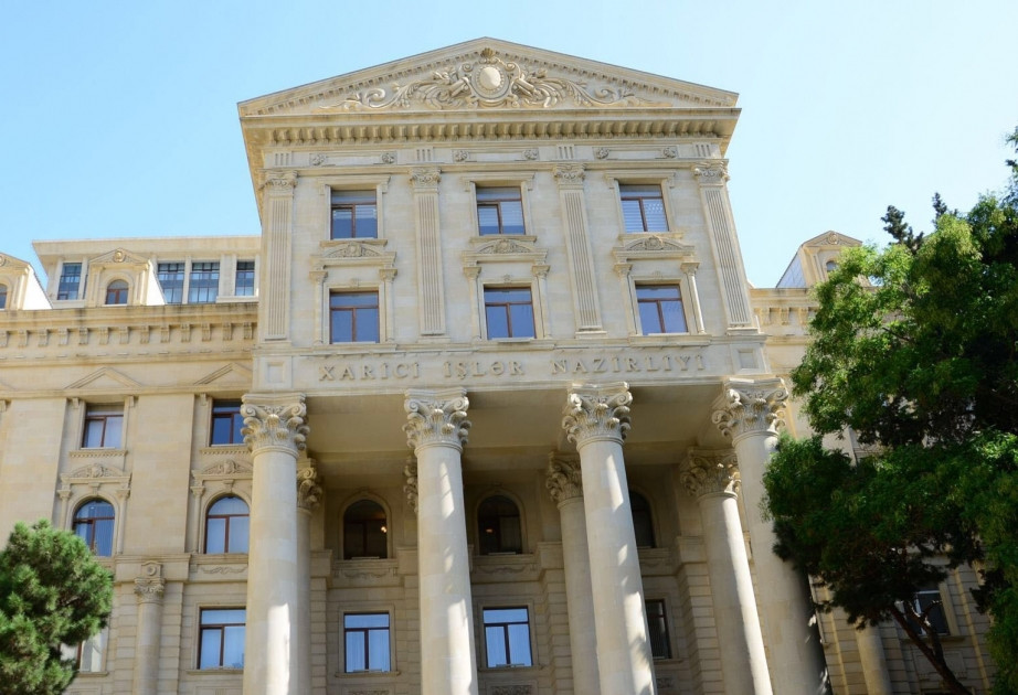 XİN: Ukraynada Azərbaycana aid strukturlara Rusiyanın raket hücumları bunların məqsədli olması barədə suallar yaradır