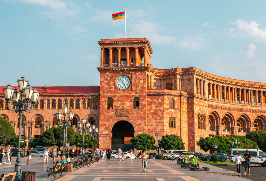 Politoloq: Ermənistan o vəziyyətdə deyil ki...