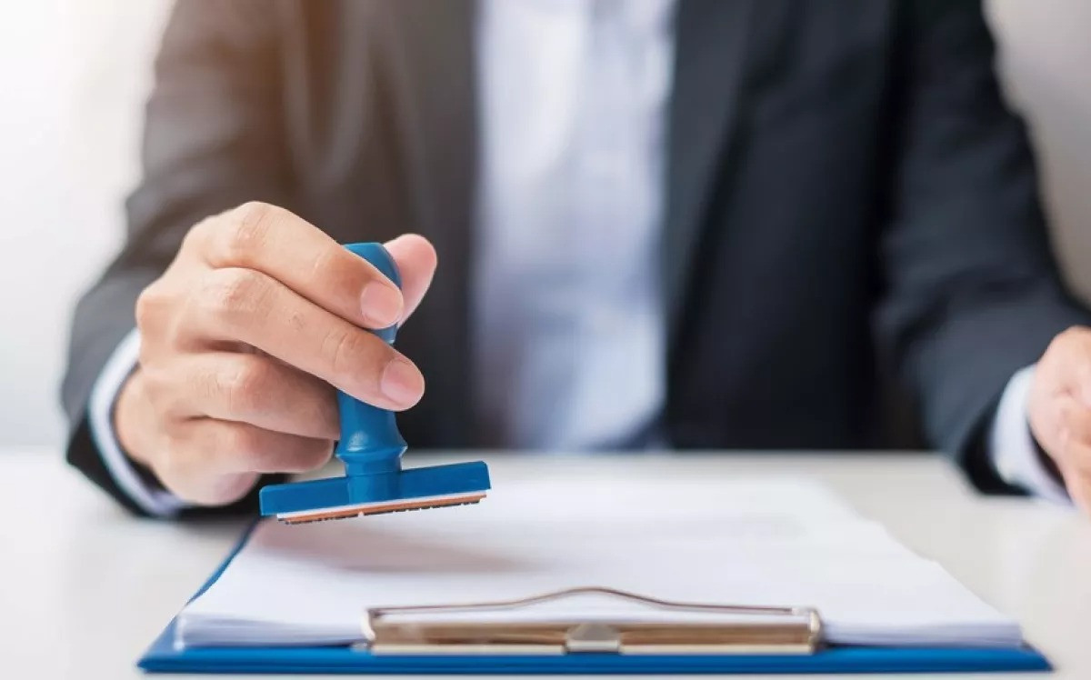 Azərbaycanda iş icazəsi olan əcnəbilərin və vətəndaşlığı olmayan şəxslərin sayı açıqlanıb