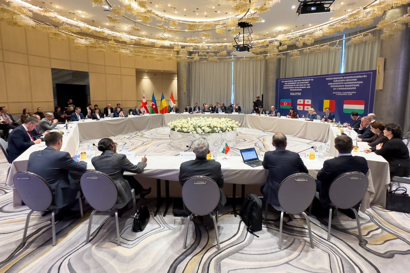 "Yaşıl Enerji Dəhlizi"nin yaradılması üzrə mühüm razılaşmalar əldə olunub